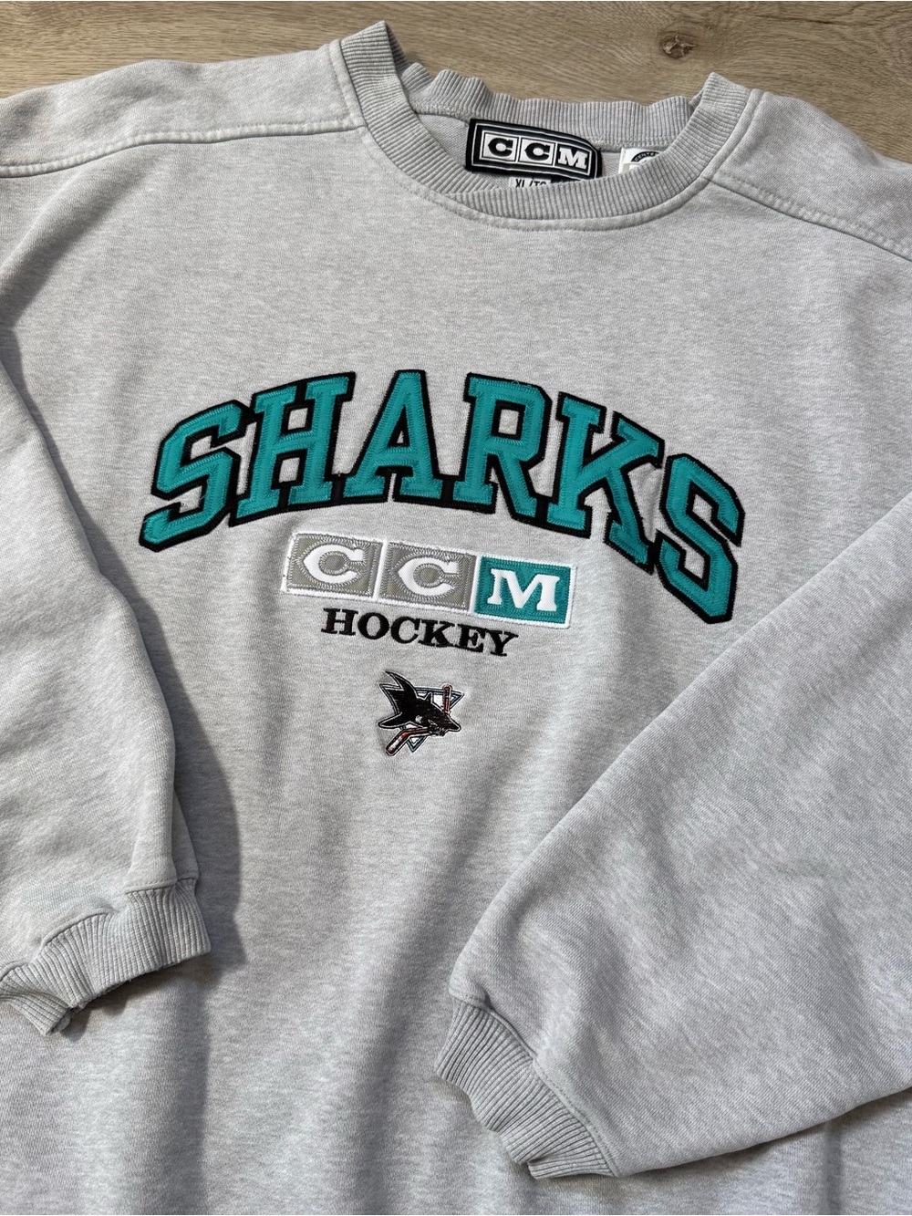 VTG 80s 90s NHL SAN JOSE SHARKS CCM EMBROIDERED SWEATSHIRT MADE IN KOREA SIZE XL